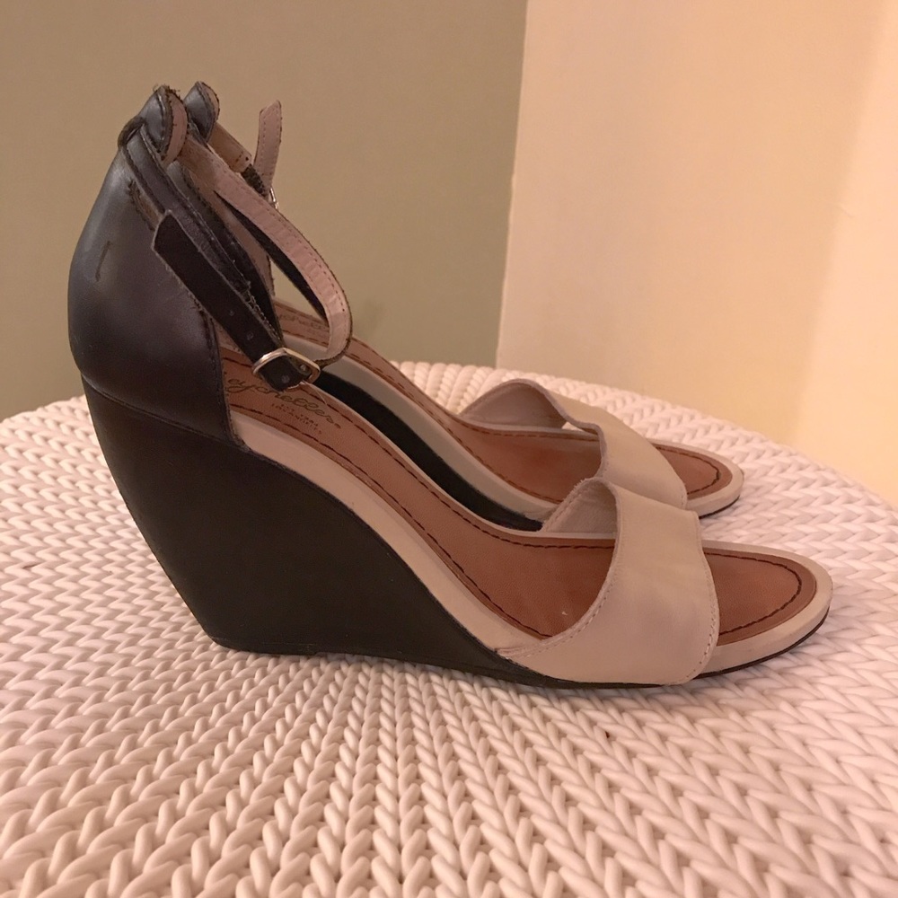 Wedges - Picture 3 of 8